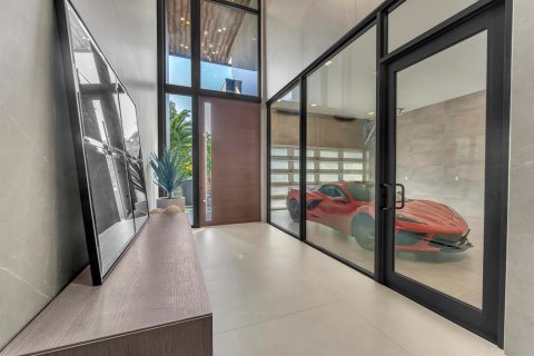 Casa en venta en Fort Lauderdale, Florida, 5 dormitorios, 530.29 m2 № 2082896 - foto 11