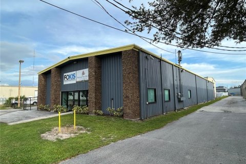 Propiedad comercial en venta en Oldsmar, Florida, 655.52 m2 № 1884916 - foto 8