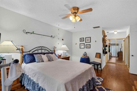 Condominio en venta en Doral, Florida, 2 dormitorios, 132.2 m2 № 2039129 - foto 24