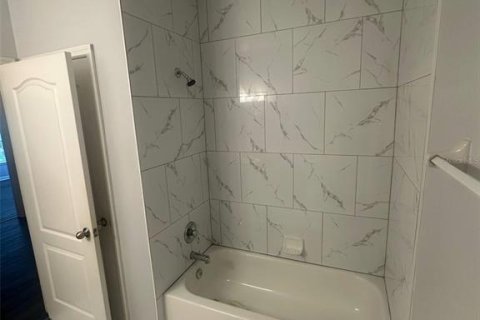Copropriété à louer à Orlando, Floride: 3 chambres, 127.18 m2 № 1735391 - photo 8