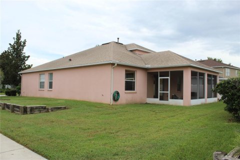 Villa ou maison à louer à Wesley Chapel, Floride: 5 chambres, 214.6 m2 № 2398565 - photo 3