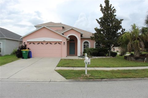Villa ou maison à Wesley Chapel, Floride 5 chambres, 214.6 m2 № 2398565