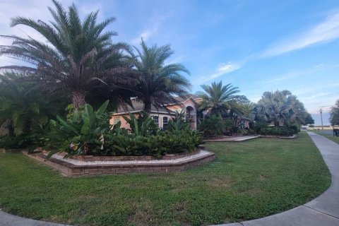 Casa en venta en Apopka, Florida, 4 dormitorios, 354.14 m2 № 1876080 - foto 10