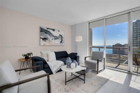 Купить кондоминиум в Майами, Флорида 2 спальни, 88.54м2, № 2039757 - фото 2