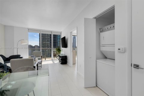 Купить кондоминиум в Майами, Флорида 2 спальни, 88.54м2, № 2039757 - фото 18