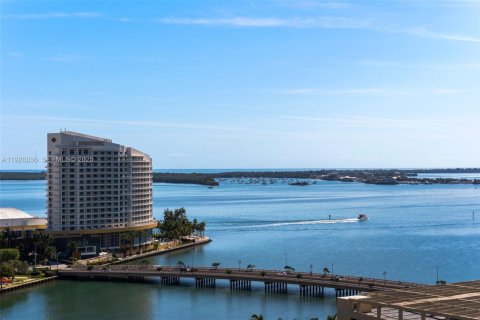 Купить кондоминиум в Майами, Флорида 2 спальни, 88.54м2, № 2039757 - фото 22