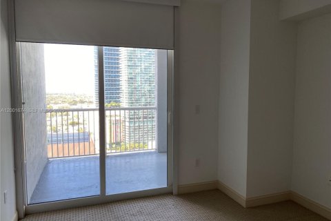 Снять в аренду кондоминиум в Майами, Флорида 1 спальня, 58.53м2, № 2065856 - фото 5