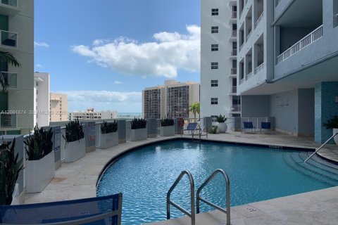 Снять в аренду кондоминиум в Майами, Флорида 1 спальня, 58.53м2, № 2065856 - фото 26