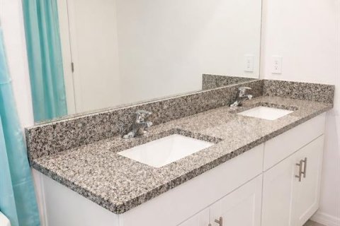 Adosado en venta en Zephyrhills, Florida, 2 dormitorios, 143.16 m2 № 2149632 - foto 17