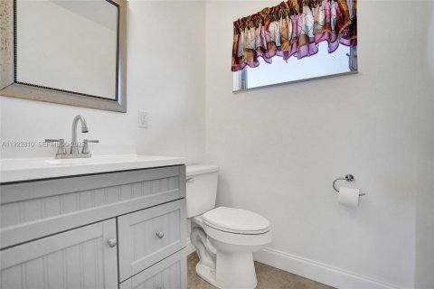 Casa en venta en West Palm Beach, Florida, 1 dormitorio, 61.5 m2 № 1983667 - foto 27