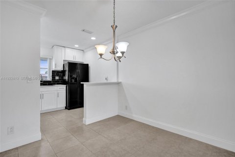 Casa en venta en West Palm Beach, Florida, 1 dormitorio, 61.5 m2 № 1983667 - foto 17