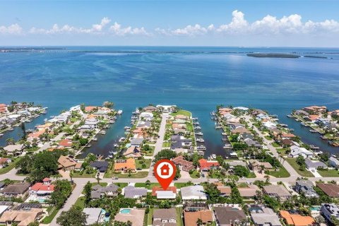 Casa en venta en Tierra Verde, Florida, 3 dormitorios, 197.51 m2 № 1854484 - foto 4