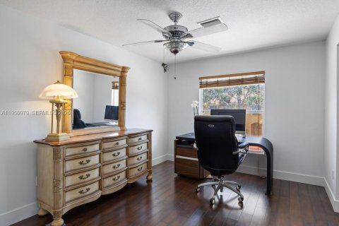 Townhouse in Royal Palm Beach, Florida 3 bedrooms, 148.46 sq.m. № 2007414 - photo 26