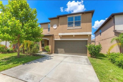 Villa ou maison à vendre à Tampa, Floride: 5 chambres, 210.33 m2 № 2221000 - photo 2