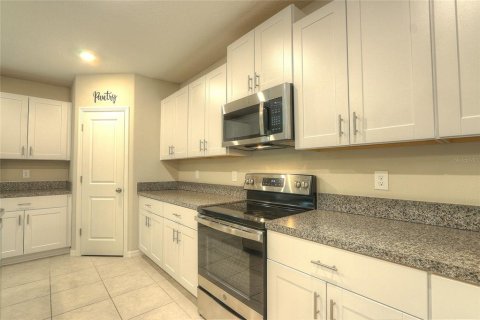 Villa ou maison à vendre à Tampa, Floride: 5 chambres, 210.33 m2 № 2221000 - photo 15