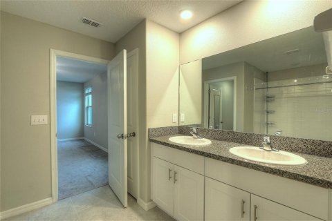 Villa ou maison à vendre à Tampa, Floride: 5 chambres, 210.33 m2 № 2221000 - photo 28