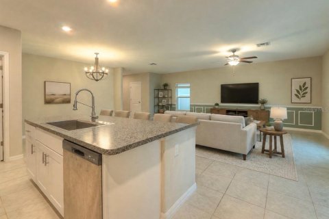 Villa ou maison à vendre à Tampa, Floride: 5 chambres, 210.33 m2 № 2221000 - photo 11