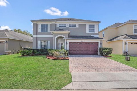 House in Davenport, Florida 4 bedrooms, 225.75 sq.m. № 2219302 - photo 2