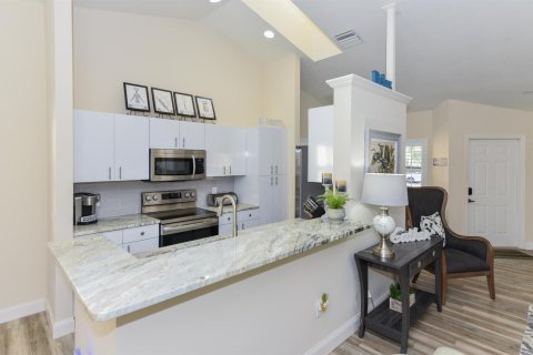 Casa en venta en Port St. Lucie, Florida, 2 dormitorios, 154.87 m2 № 2415749 - foto 8