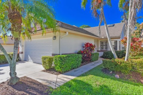 Casa en venta en Port St. Lucie, Florida, 2 dormitorios, 154.87 m2 № 2415749 - foto 2