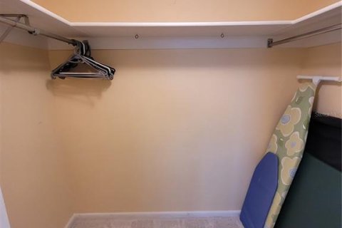 Снять в аренду кондоминиум в Сент-Питерсберг, Флорида 5 комнат, 104.98м2, № 1869841 - фото 16