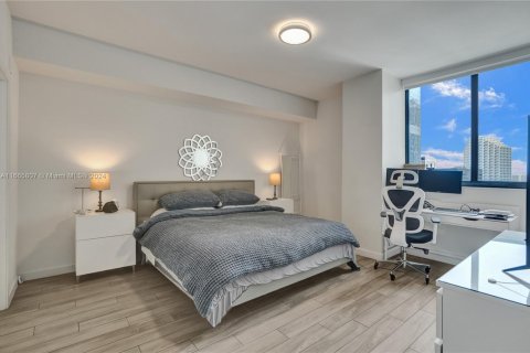Condo in Miami, Florida, 2 bedrooms № 1710388 - photo 15