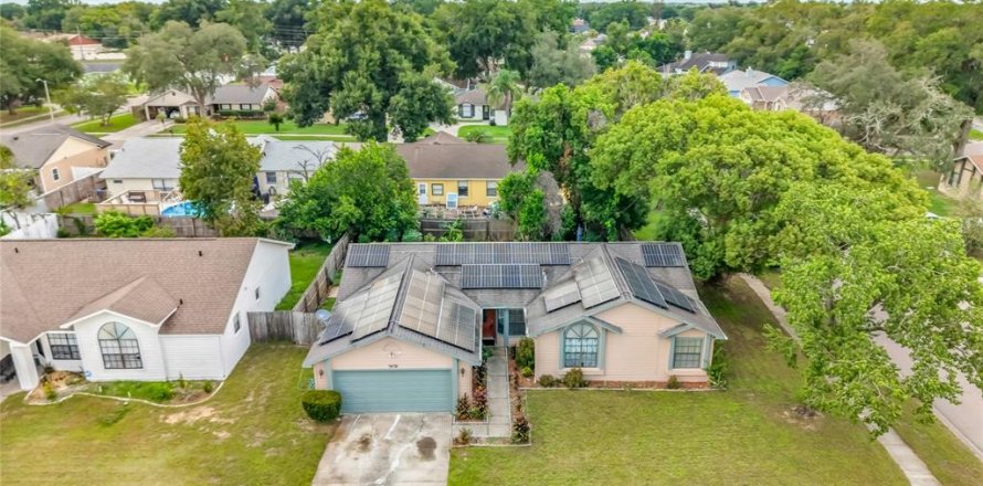 Villa ou maison à Orlando, Floride 4 chambres, 156.35 m2 № 2356205