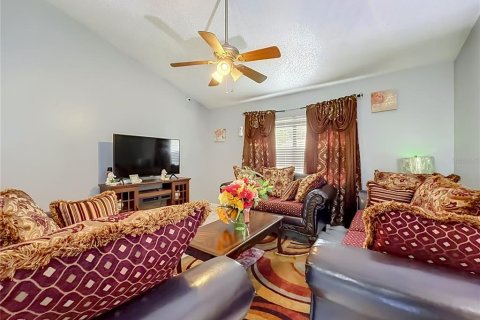 Villa ou maison à vendre à Orlando, Floride: 4 chambres, 156.35 m2 № 2356205 - photo 24