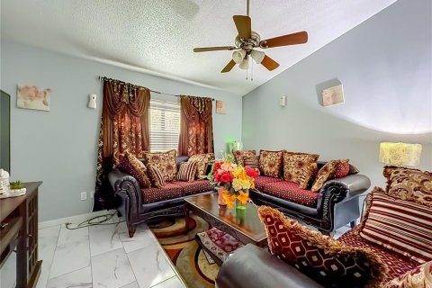 Villa ou maison à vendre à Orlando, Floride: 4 chambres, 156.35 m2 № 2356205 - photo 25
