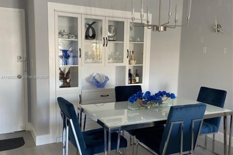 Copropriété à louer à Sunny Isles Beach, Floride: 1 chambre, 64.57 m2 № 2024905 - photo 5