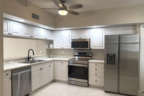 Apartamento en alquiler en Largo, Florida, 3 dormitorios, 146.32 m2 № 1848006 - foto 2