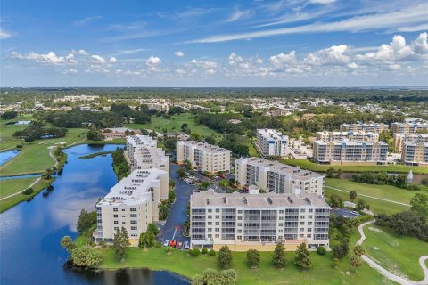 Apartamento en alquiler en Largo, Florida, 3 dormitorios, 146.32 m2 № 1848006 - foto 1