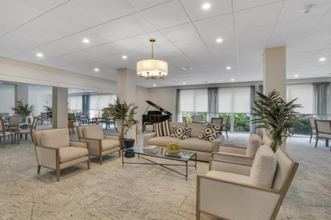 Condo in Palm Beach, Florida, 2 bedrooms № 2392031 - photo 24