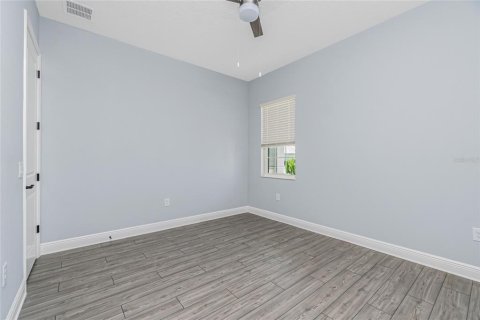 House in Englewood, Florida 3 bedrooms, 207.73 sq.m. № 1813108 - photo 25