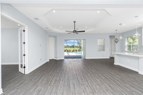 House in Englewood, Florida 3 bedrooms, 207.73 sq.m. № 1813108 - photo 19