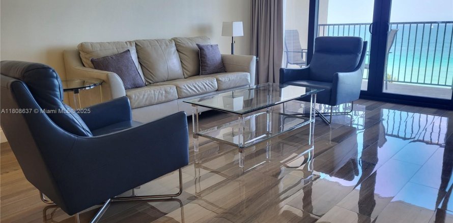 Condo à Hollywood, Floride, 1 chambre  № 1865479