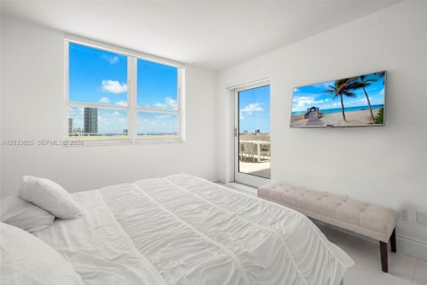 Copropriété à vendre à Miami Beach, Floride: 2 chambres, 138.42 m2 № 2154901 - photo 23