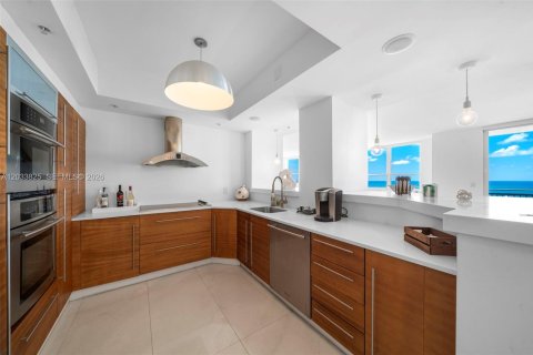 Copropriété à vendre à Miami Beach, Floride: 2 chambres, 138.42 m2 № 2154901 - photo 7