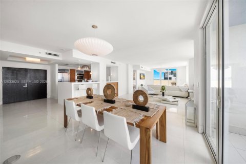 Copropriété à vendre à Miami Beach, Floride: 2 chambres, 138.42 m2 № 2154901 - photo 6