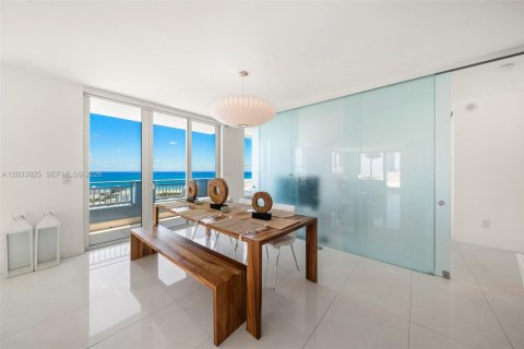 Copropriété à vendre à Miami Beach, Floride: 2 chambres, 138.42 m2 № 2154901 - photo 17