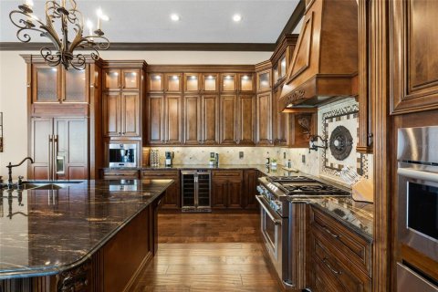 House in Tampa, Florida 5 bedrooms, 410.81 sq.m. № 2431003 - photo 22