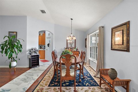 House in Leesburg, Florida 3 bedrooms, 196.49 sq.m. № 1555451 - photo 6