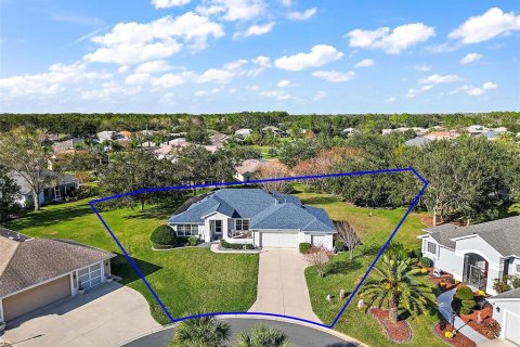 House in Leesburg, Florida 3 bedrooms, 196.49 sq.m. № 1555451 - photo 3