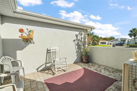 House in Leesburg, Florida 3 bedrooms, 196.49 sq.m. № 1555451 - photo 5