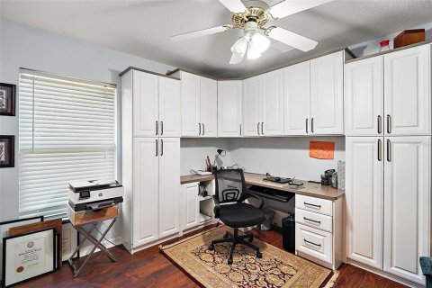 House in Leesburg, Florida 3 bedrooms, 196.49 sq.m. № 1555451 - photo 20