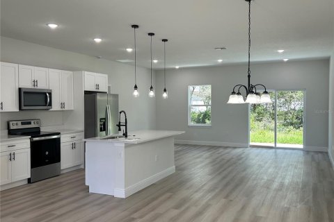 House in Ocala, Florida 3 bedrooms, 171.87 sq.m. № 1743054 - photo 11