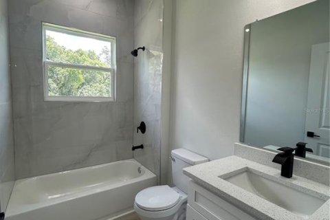 House in Ocala, Florida 3 bedrooms, 171.87 sq.m. № 1743054 - photo 30