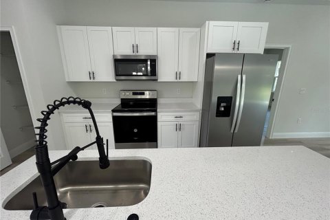 House in Ocala, Florida 3 bedrooms, 171.87 sq.m. № 1743054 - photo 18