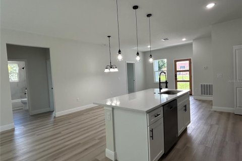 House in Ocala, Florida 3 bedrooms, 171.87 sq.m. № 1743054 - photo 17