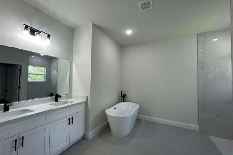 House in Ocala, Florida 3 bedrooms, 171.87 sq.m. № 1743054 - photo 25